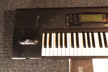 Load image into Gallery viewer, Korg 01/W Keyboard Synthesizer Workstation with manual used
