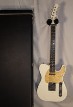 Load image into Gallery viewer, G&amp;L 30th Anniversary Collection ASAT Classic Pearl Frost White with COA + case used 2010 Fullterton, CA USA
