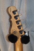 Load image into Gallery viewer, G&amp;L 30th Anniversary Collection ASAT Classic Pearl Frost White with COA + case used 2010 Fullterton, CA USA
