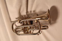 Load image into Gallery viewer, Generic Student Bb Cornet used
