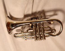 Load image into Gallery viewer, Generic Student Bb Cornet used
