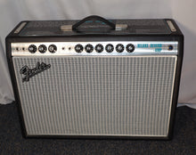 Load image into Gallery viewer, Fender '68 Custom Deluxe Reverb Reissue 1x12 Tube Combo Amp with footswitch and cover
