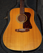 Load image into Gallery viewer, Guild USA D-25NT Dreadnought Acoustic with case used vintage 1994 Westerly Rhode Island
