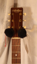 Load image into Gallery viewer, Art &amp; Lutherie 045570 Legacy Bourbon Burst Concert Hall Acoustic Store Demo / B-stock / new old stock
