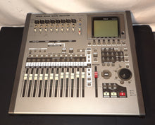 Load image into Gallery viewer, Roland VS2400-CD Digital Studio Workstation 24-track digital recorder + CD Burner used
