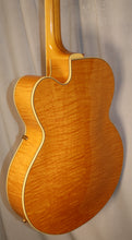 Load image into Gallery viewer, Epiphone Elitist Broadway Natural Hollow Body Electric Guitar with original case 2006 Made in Japan
