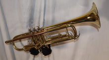 Load image into Gallery viewer, JZ Music Bb Student Trumpet with case + 7C mouthpiece used
