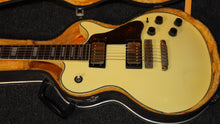 Load image into Gallery viewer, Performer PF300 White Made in Japan with original case Lawsuit Era Les Paul Copy vintage 1978-79
