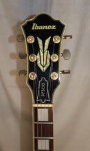 Load image into Gallery viewer, Performer PF300 White Made in Japan with original case Lawsuit Era Les Paul Copy vintage 1978-79
