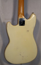 Load image into Gallery viewer, Fender MusicMaster II Olympic White vintage 1966 24" Scale electric guitar
