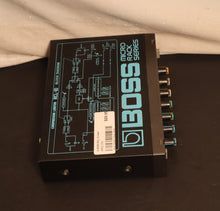 Load image into Gallery viewer, Boss Micro Rack Series RCL-10 Compressor Limiter guitar effect used
