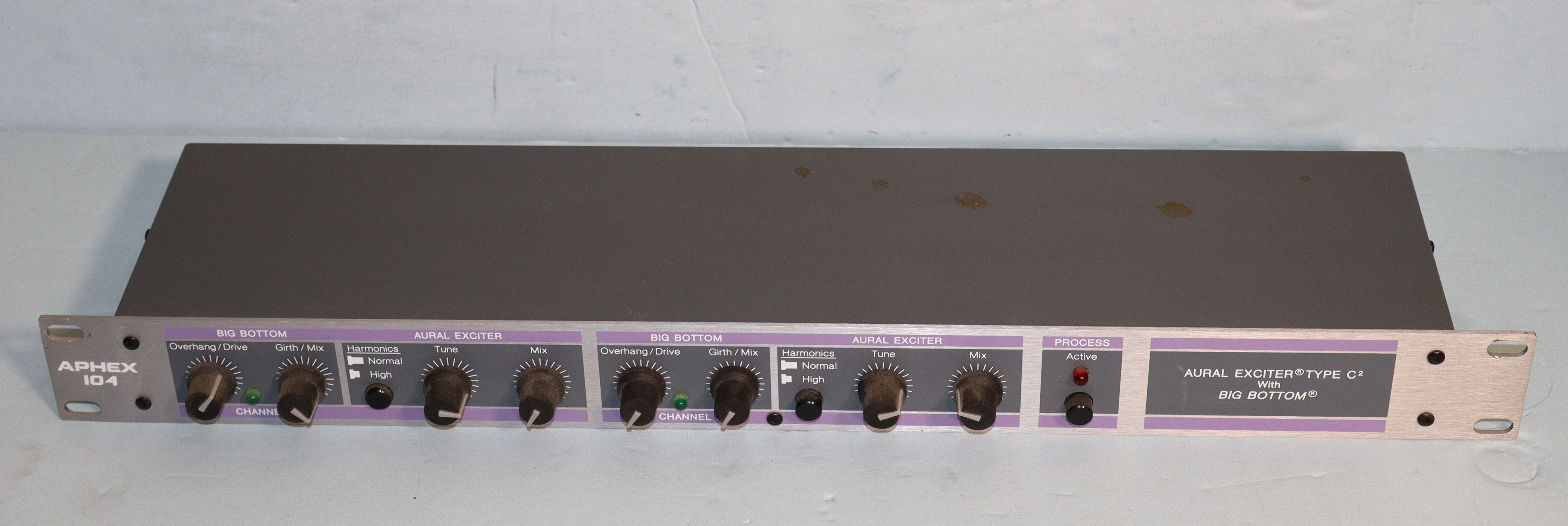 配信機器・PA機器・レコーディング機器 Aphex 104 Aural Exciter Type C2 Aphex Systems Aural Exciter - Type C2 - Model 104 - Big