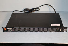 Load image into Gallery viewer, Peavey Q131 31 Band Graphic Equalizer rack effect used EQ
