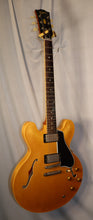 Load image into Gallery viewer, Gibson Gibson Custom Shop 1959 ES-335 Reissue Murphy Lab Ultra Light Aged Vintage Natural 2022
