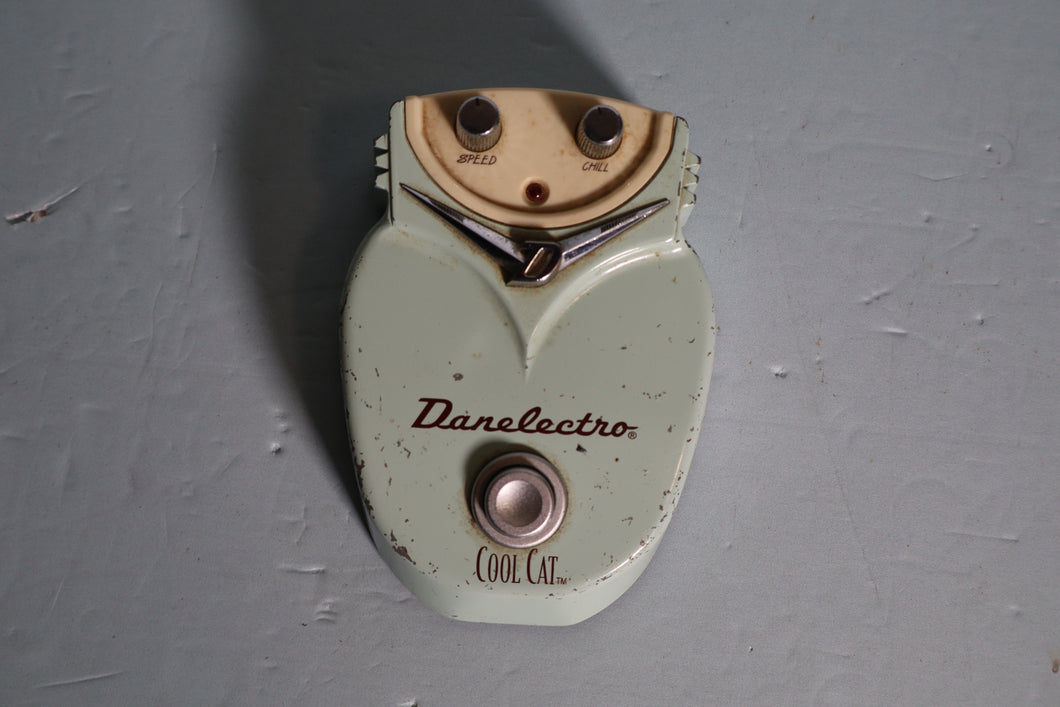 Danelectro Cool Cat Chorus guitar effect pedal used