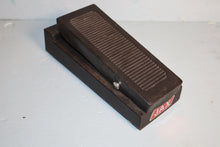 Load image into Gallery viewer, Jax W-Fuzz Wah Fuzz guitar effect pedal Made in Japan vintage
