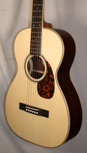Load image into Gallery viewer, Larrivee 00-40R Indian Rosewood Back &amp; Sides Alpine Moon Spruce Top Legacy Series Parlor Acoustic
