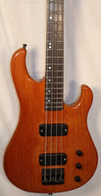 Load image into Gallery viewer, Gibson Bass IV Natural 4-string electric bass with original case Vintage 1987
