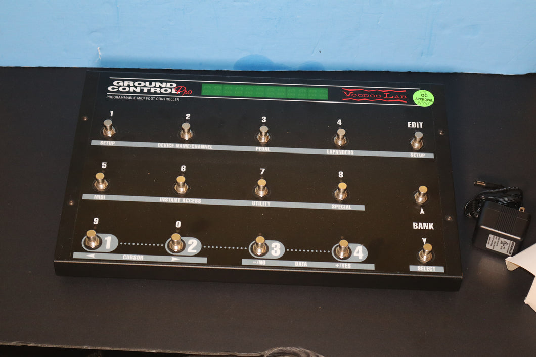 Voodoo Lab Ground Control Pro Programmable MIDI Foot Controller with power supply used