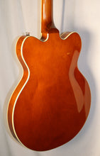 Load image into Gallery viewer, Gretsch G2622LH/SNGBRL Barrel Stain Finish Left-Handed Streamliner Center Block V-Stoptail Semi-Hollow Lefty used

