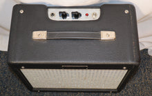 Load image into Gallery viewer, Fender Pro Junior 1x10&quot; 15 watt Guitar Tube Combo Amp 1997 Made in USA
