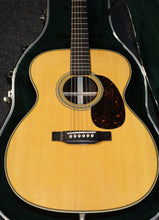 Load image into Gallery viewer, Martin 000-28 Spruce Top Rosewood Back &amp; Sides Auditorium Acoustic Guitar with case 2023
