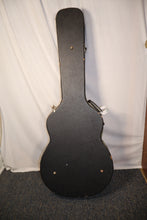 Load image into Gallery viewer, Washburn EA-39 12-string Acoustic Electric Cherry Sunburst with case used
