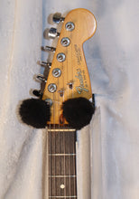 Load image into Gallery viewer, Fender American Standard Stratocaster Arctic White 1988
