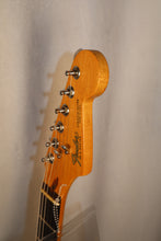 Load image into Gallery viewer, Fender American Standard Stratocaster Arctic White 1988
