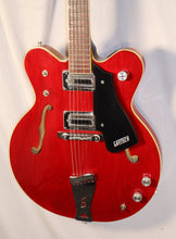 Load image into Gallery viewer, Gretsch Streamliner 7566 Cherry Red Hollow Body Electric Guitar with case vintage 1970s
