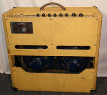 Load image into Gallery viewer, Fender Tweed Blues DeVille 4x10&quot;Tube Guitar Combo Amp used 1994
