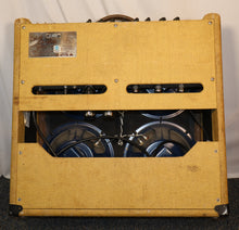 Load image into Gallery viewer, Fender Tweed Blues DeVille 4x10&quot;Tube Guitar Combo Amp used 1994
