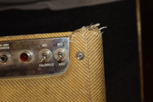 Load image into Gallery viewer, Fender Tweed Blues DeVille 4x10&quot;Tube Guitar Combo Amp used 1994
