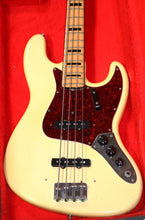 Load image into Gallery viewer, Fender Jazz Bass Olympic White Maple Fingerboard with original case 1971 vintage ALL ORIGINAL
