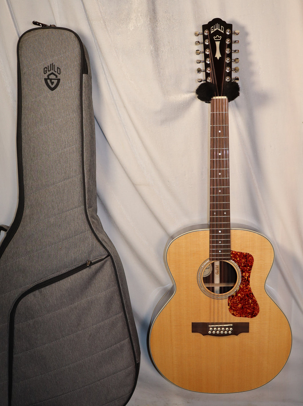 Guild F-1512 Jumbo 12-String Acoustic Guitar with gig bag used