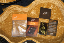 Load image into Gallery viewer, Maton ER90 Traditional Natural Acoustic Electric Guitar with case Open Box / B-Stock
