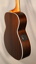 Load image into Gallery viewer, Maton ER90 Traditional Natural Acoustic Electric Guitar with case Open Box / B-Stock

