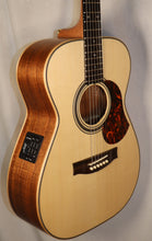 Load image into Gallery viewer, Maton EBG808 Artist &quot;AAA&quot; Spruce Top &quot;AA&quot; Blackwood Back + Sides Acoustic Electric with case Open Box / B-stock
