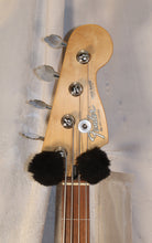 Load image into Gallery viewer, Fender Fretless Jazz Bass Red 4-string electric bass with gig bag used Made in Mexico

