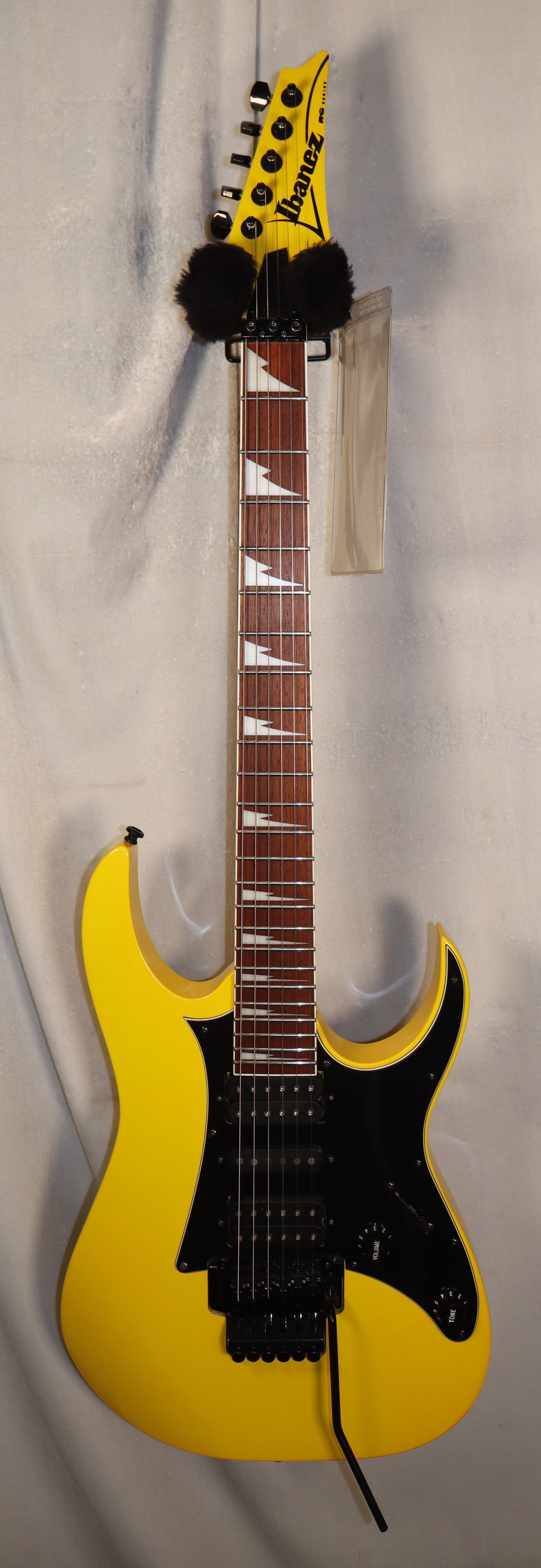 Ibanez Yellow RG450EXB 24-fret Locking Tremolo Electric Guitar used