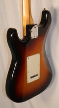 Load image into Gallery viewer, Fender 50th Anniversary American Deluxe HSS Stratocaster Sunburst with case LSR Roller Nut - Locking Machines - S1 Switching 2004
