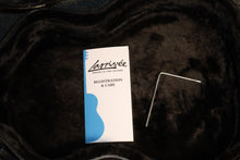 Load image into Gallery viewer, Larrivee OM-40R Left-Handed Spruce Top Rosewood Back &amp; Sides Acoustic Guitar with case NEW Lefty
