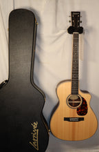 Load image into Gallery viewer, Larrivee Legacy Series OMV-40RE (Stagepro Element) Indian Rosewood Back &amp; Sides Cutaway Acoustic Electric with case NEW
