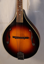 Load image into Gallery viewer, Kentucky KM160 A-Style Mandolin Sunburst with gig bag used
