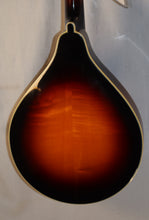 Load image into Gallery viewer, Kentucky KM160 A-Style Mandolin Sunburst with gig bag used
