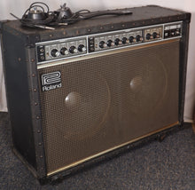Load image into Gallery viewer, Roland Jazz Chorus JC-120 2x12" Guitar Combo Amp with cover used Made in USA
