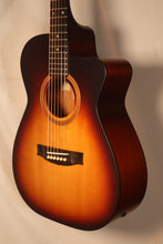 Load image into Gallery viewer, Maton SRS808C-TSB Solid Road Series Cutaway Tobacco Sunburst Satin Finish with case NEW
