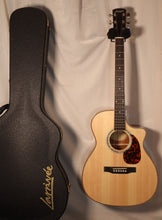 Load image into Gallery viewer, Larrivee OMV-05 Select Mahogany Series Gloss Finish Venetian Cutaway Acoustic Guitar with case NEW
