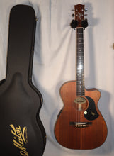 Load image into Gallery viewer, Maton Blackwood Series EBW808C Cutaway Acoustic Electric Guitar with case B-stock

