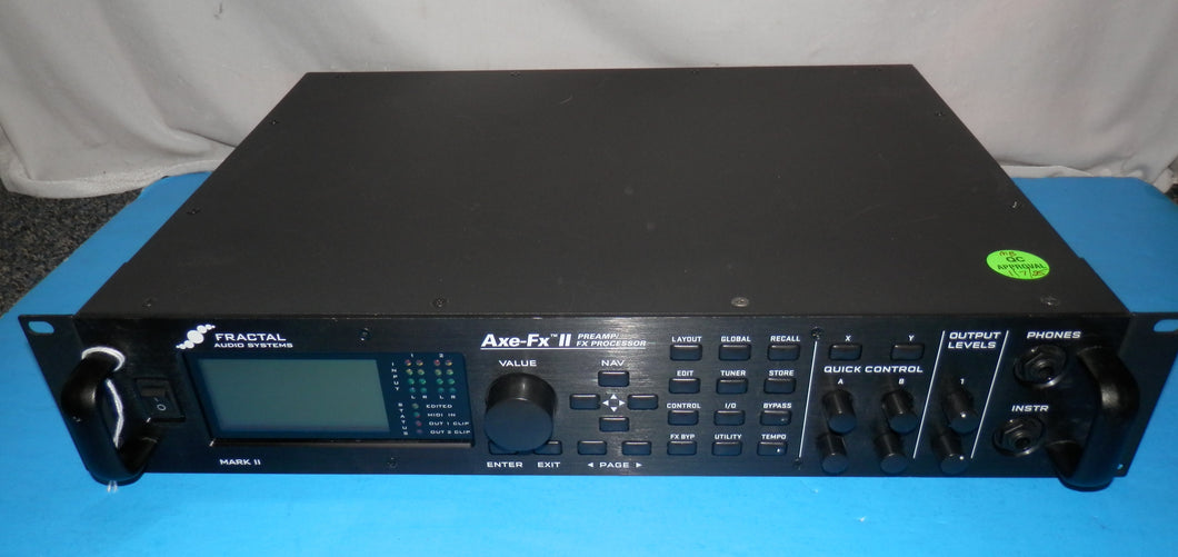 Fractal Audio AXE-FXII Preamp/FX Processor Mark II with manual used